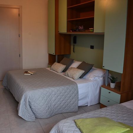 Hotel Gambrinus 리미니 외부 사진