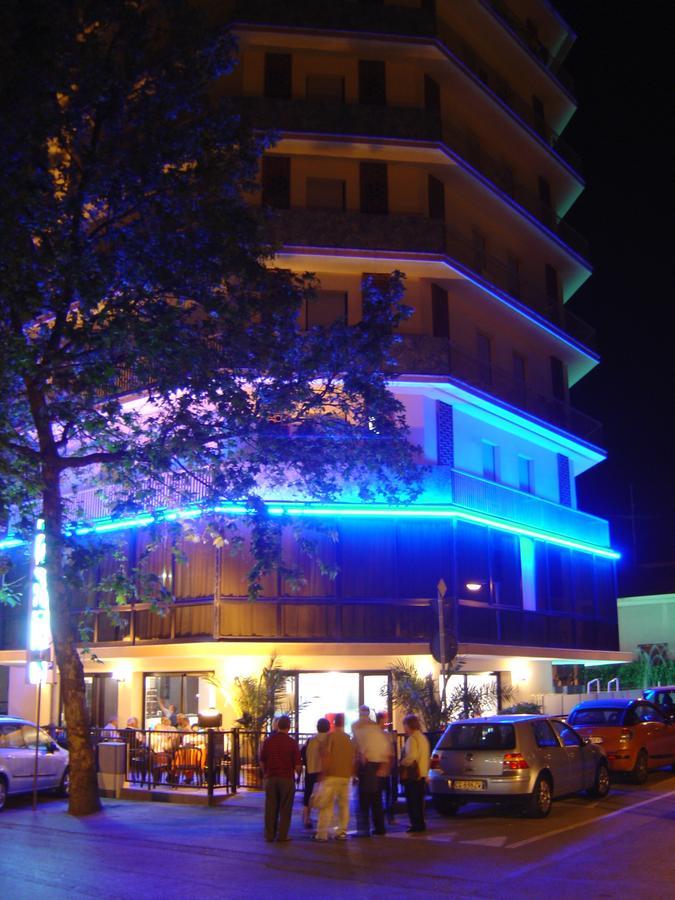 Hotel Gambrinus 리미니 외부 사진
