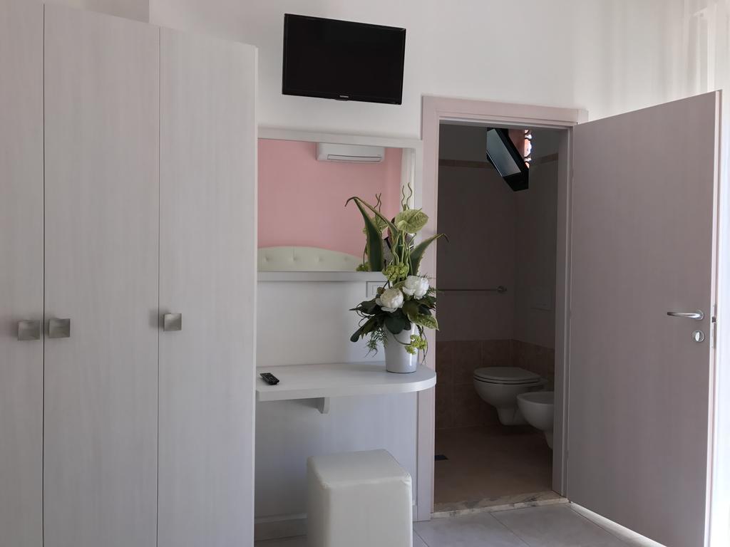 Hotel Gambrinus 리미니 외부 사진