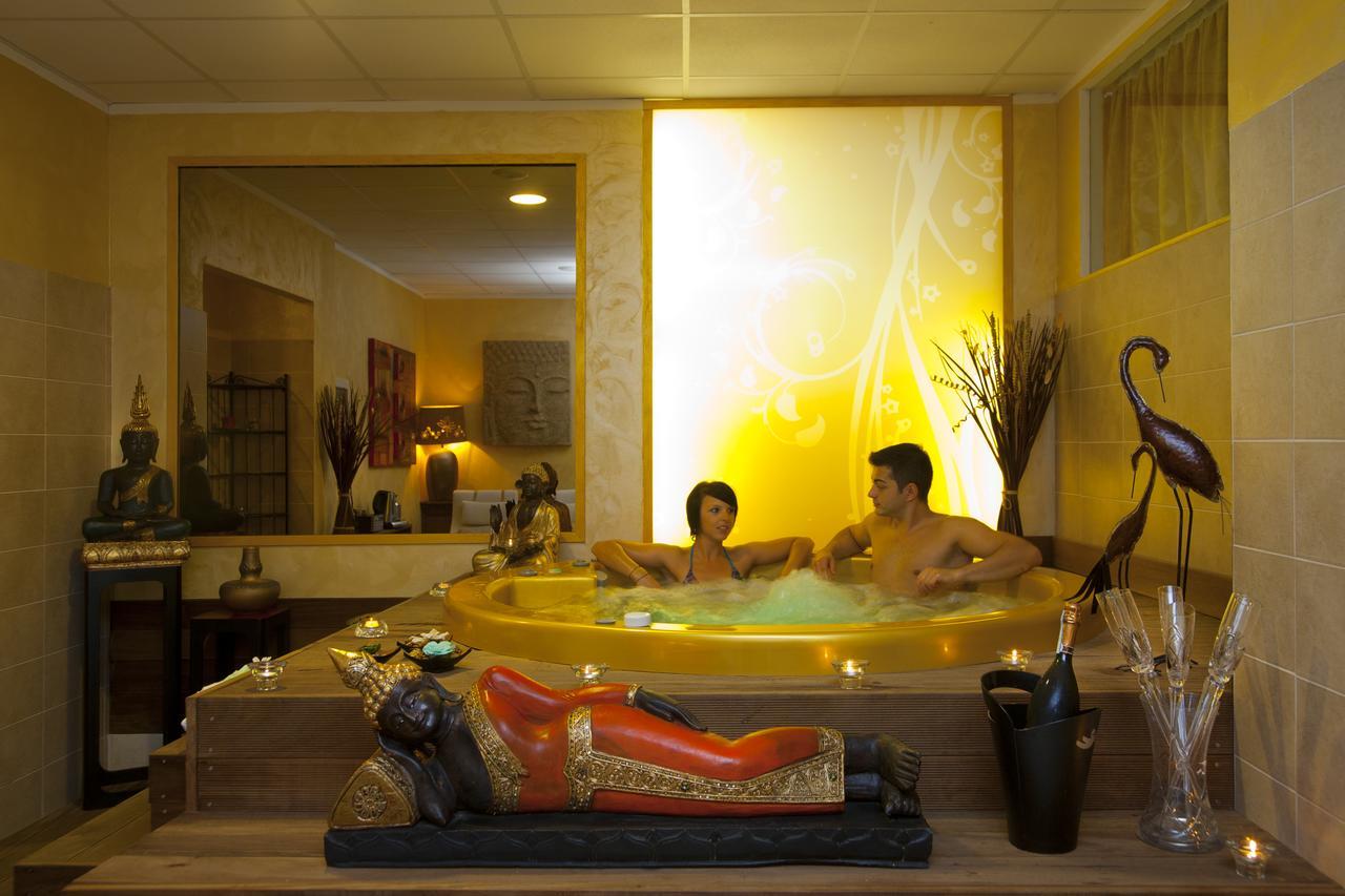 Hotel Gambrinus 리미니 외부 사진