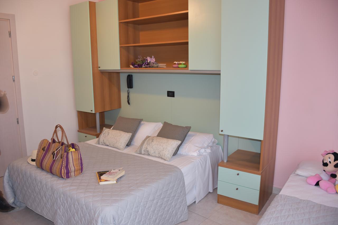 Hotel Gambrinus 리미니 외부 사진