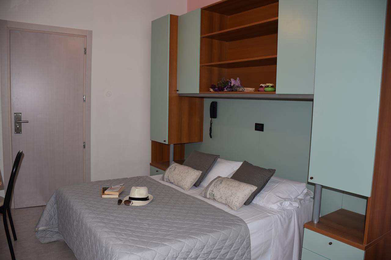 Hotel Gambrinus 리미니 외부 사진
