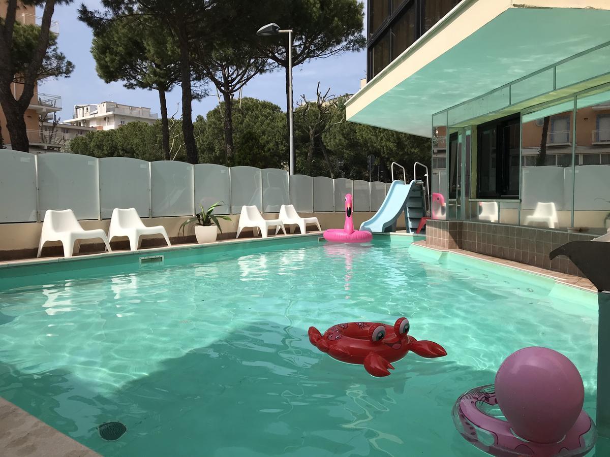 Hotel Gambrinus 리미니 외부 사진